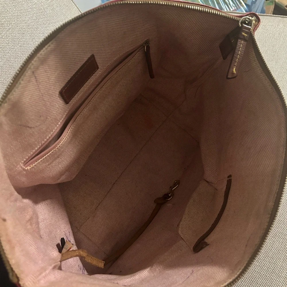 Dooney & Bourke Red Tote The Dooney & Bourke Fairfield Champosa Satchel - Picture 4 of 9